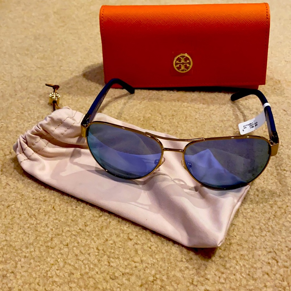 NWT-Tory Burch mirror sunglasses